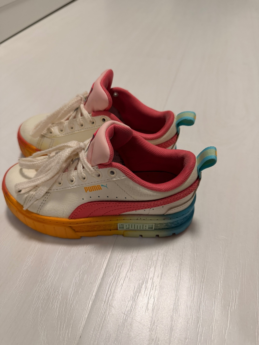 Puma Kids White Pink Rainbow-Trim Low Top Sneakers